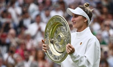 Vondrousova becomes first unseeded woman to win Wimbledon in Open era