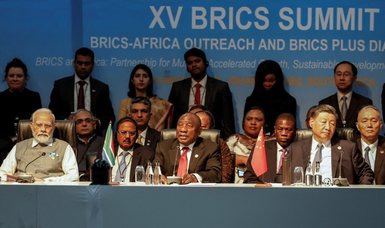 China’s Xi, India's Modi discuss border dispute at BRICS summit