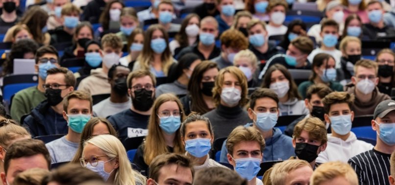 FACE-MASKS INDOORS SHOULD STAY AFTER MARCH 20, GERMAN ICU DOCTORS SAY