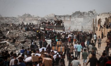 Greece wants Parliament to convene on the agenda of Palestine