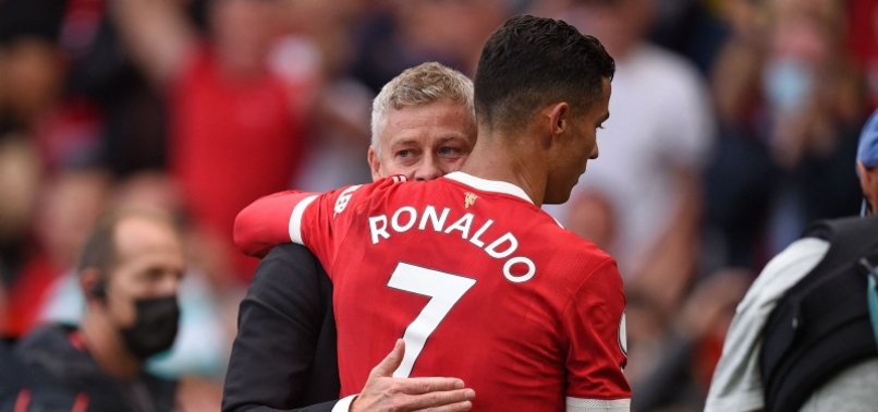 SOLSKJAER SAYS NOT IMPOSSIBLE TO LEAVE RONALDO OUT OF TEAM