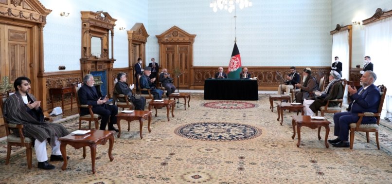 AFGHAN GOVERNMENT SAYS READY TO START TALKS WITH TALIBAN