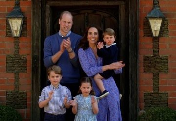Prens William, Kate Middleton ve çocukları sağlık çalışanları için alkış eylemine katıldı