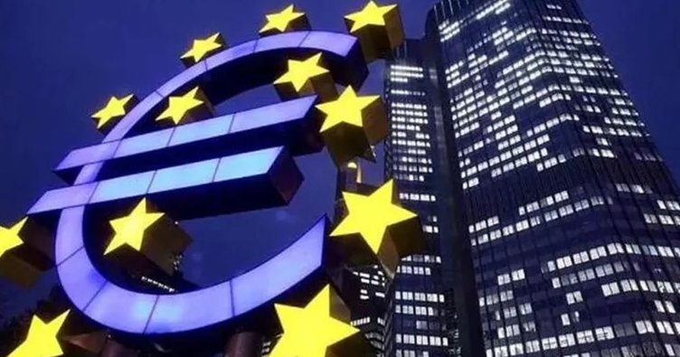 Ekonomistlere göre Avro Bölgesi’nde enflasyon hedefine 2025’te yaklaşılacak