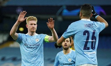 Kevin De Bruyne signs Manchester City contract extension until 2025
