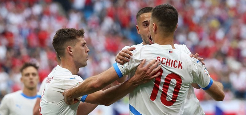Czech forward Schick to miss Türkiye game - report