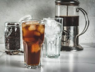Filtre Kahveli Iced Americano
