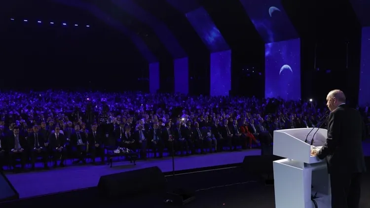 Erdogan attends International Astronautical Congress in Antalya