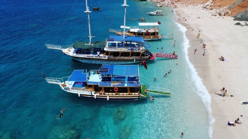 Suluada: Tropical-style holiday awaits you