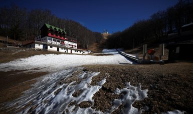 Italian ski resort idle as mild winter leaves mountain snowless