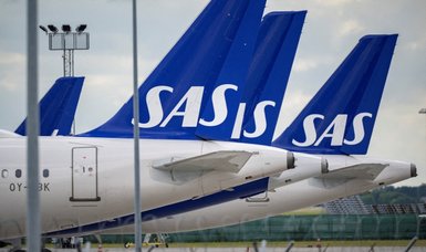 Scandinavian airline SAS further into red after pilot strike