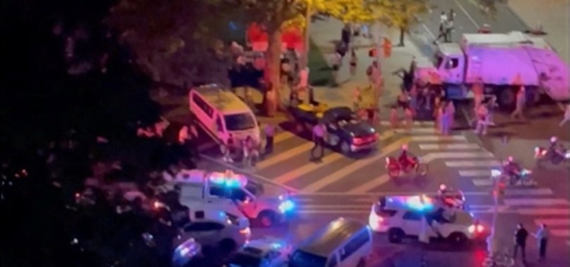 SHOOTING NEAR PHILADELPHIA CONCERT WOUNDS TWO POLICE OFFICERS