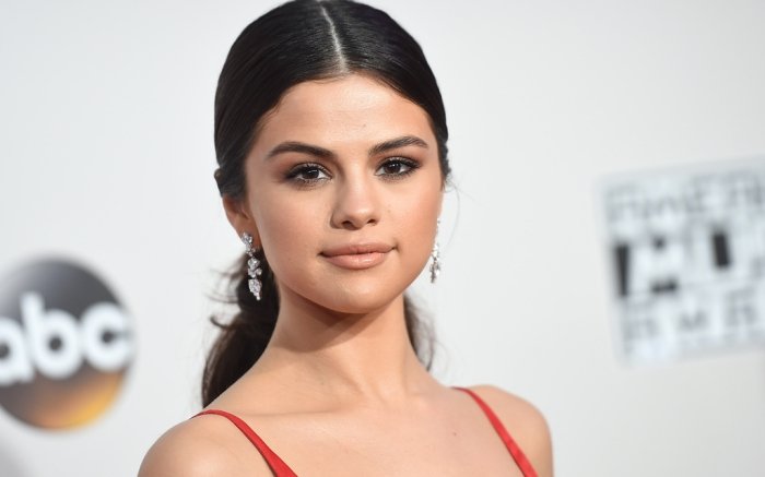 SELENA GOMEZ HAYATIMIN TADINI ÇIKARIYORUM