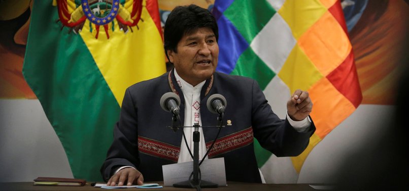 BOLIVIAS MORALES CLAIMS OUTRIGHT WIN IN PRESIDENTIAL VOTE