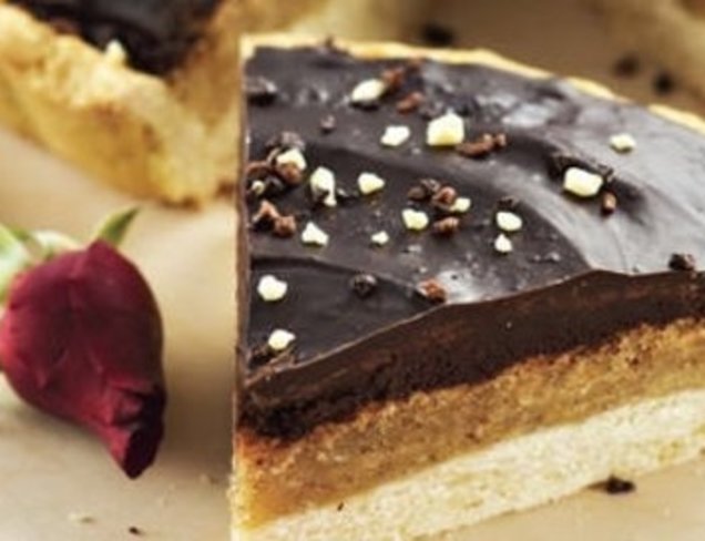 Cevizli ve Çikolatalı Tart