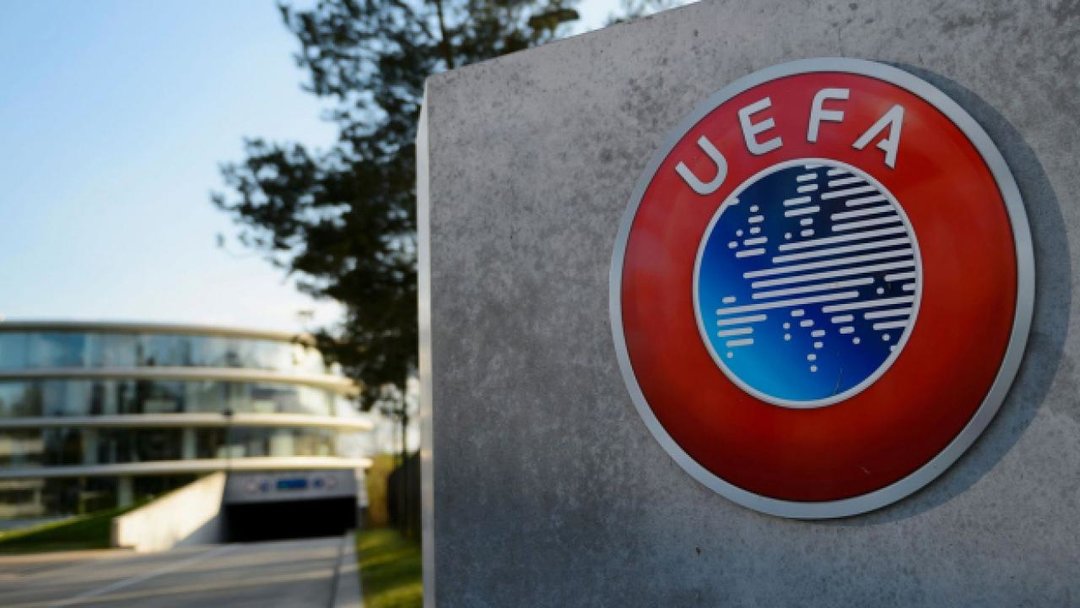 UEFA ŞİKEYE AĞIR CEZA YAĞDIRDI