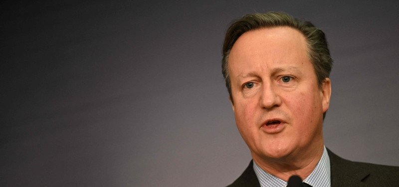 UK's Cameron says Putin should be held accountable for Navalny's death