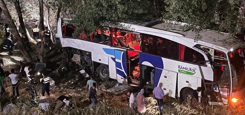 PASSENGER BUS ACCIDENT ON SIVAS-YOZGAT HIGHWAY LEAVES MULTIPLE INJURED
