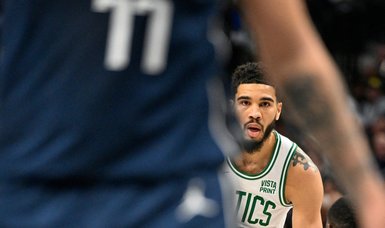Jayson Tatum's triple-double leads Celtics past Mavs