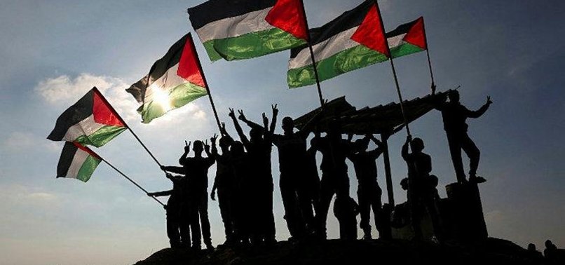 GAZANS SHOW SOLIDARITY WITH HUNGER-STRIKING DETAINEES