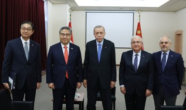 President Erdoğan receives South Korea's foreign minister in Istanbul