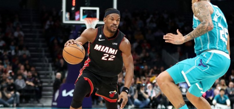 JIMMY BUTLER LEADS HEAT TO NARROW WIN OVER CAVS