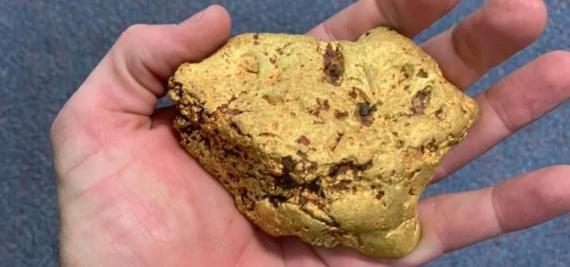 AUSTRALIAN MAN FINDS $70,000 GOLD NUGGET WITH METAL DETECTOR