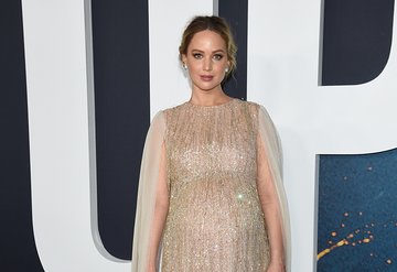 Jennifer Lawrence Doğum için gün sayıyor