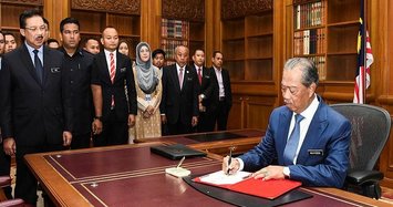 New Malaysian premier in charge of all govt departments