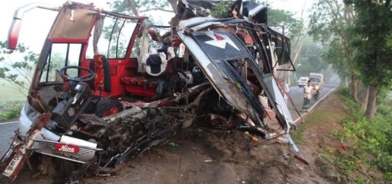 19 KILLED IN BANGLADESH BUS CRASH