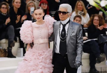 Karl Lagerfeld Temalı Bir Met Galaya Hazır Mıyız?