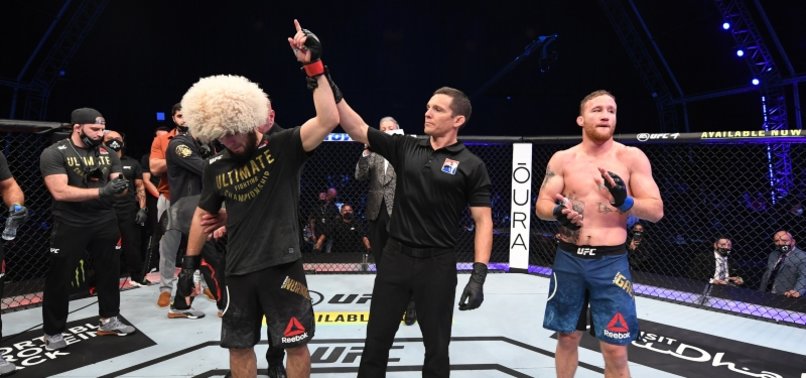 NURMAGOMEDOV STOPS GAETHJE, ANNOUNCES RETIREMENT AT UFC 254