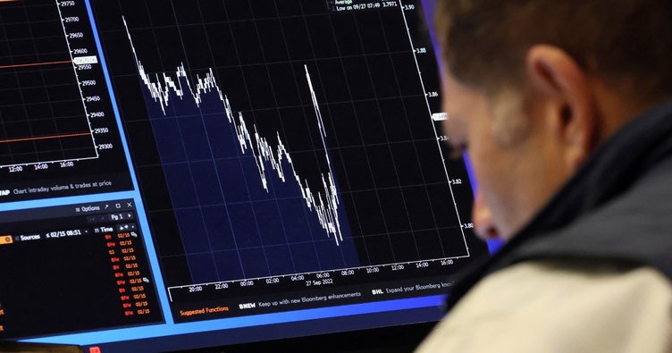 New York borsası düşüşle açıldı