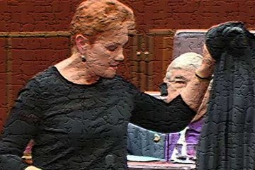 Senatörden burka yasağı