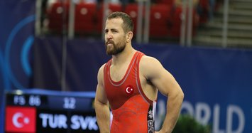 Turkey's Erdin wins silver in world wrestling event