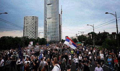 Further protests in Serbia against violence, Vučić government