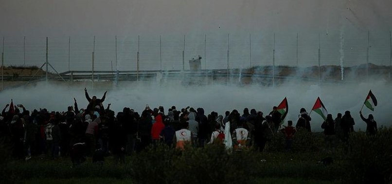 30 PALESTINIANS INJURED NEAR GAZA-ISRAEL BUFFER ZONE