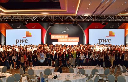 ahrefindexpwcturkiyeclasstkktLnktargetblankPwCTürkiyeayaklaşık350kişiyibünyesinekattı