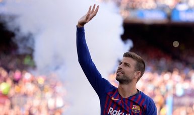 Barcelona defender Pique to retire after weekend match