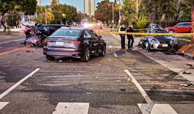 3 California teenagers killed in car crash near Los Angeles