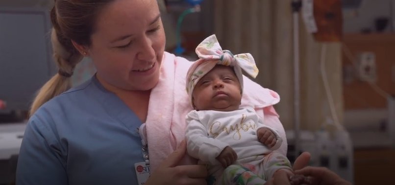 WORLDS SMALLEST BABY GOES HOME AFTER 5 MONTHS IN ICU