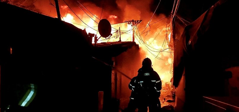 500 EVACUATED AS SEOULS LAST SHANTY TOWN GOES UP IN FLAMES