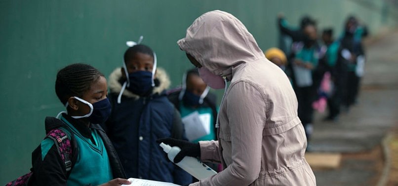 CORONAVIRUS INFECTIONS NEAR 640,000 IN SOUTH AFRICA