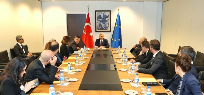 TURKISH TRADE MINISTER CALLS FOR DEVELOPING CUSTOMS UNION WITH EU