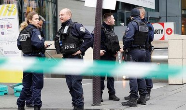 Unarmed woman shot by Paris police after shouting 'Allahu Akbar'