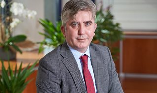 Yenilenebilir enerjide roller değişiyor…