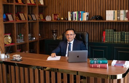 AYDyenidenProfAltaşdedi