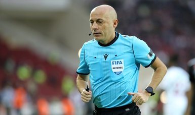 Turkish football referee Cüneyt Çakır ends his career