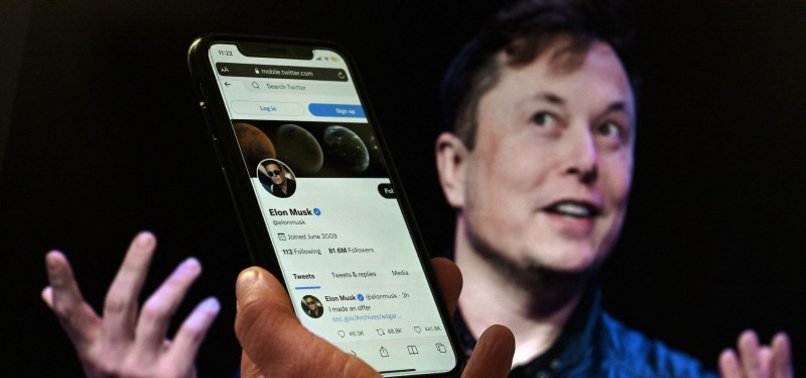 ELON MUSK SAYS TWITTER WILL LET USERS TO OFFER SUBSCRIPTIONS