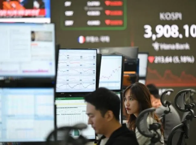 Asian tech stocks fall amid renewed volatility in AI-linked shares Asian tech stocks fall amid renewed volatility in AI-linked shares